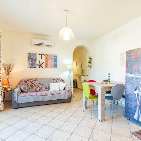 Casa Vacanze Pedras Santa Maria Navarrese Buitenkant foto